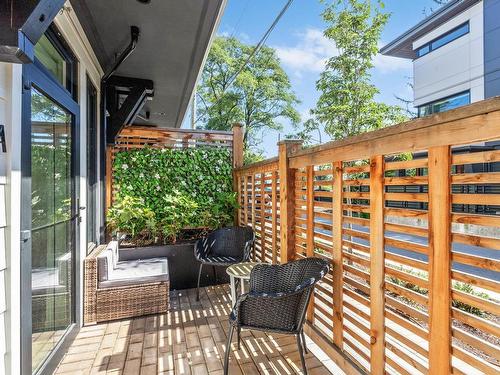 6 237 Ridgeway Avenue, North Vancouver, BC 