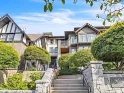 301 116 W 23RD STREET  North Vancouver, BC V7M 2A9