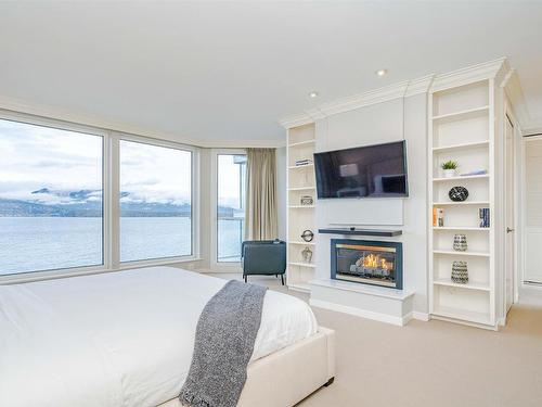 3341 Point Grey Road, Vancouver, BC 