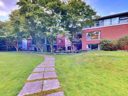 311 260 Newport Drive, Port Moody, BC 