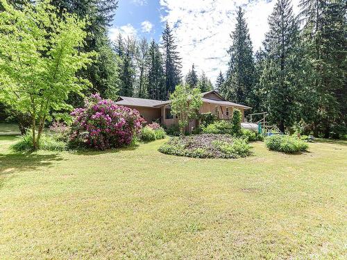 27870 110 Avenue, Maple Ridge, BC 