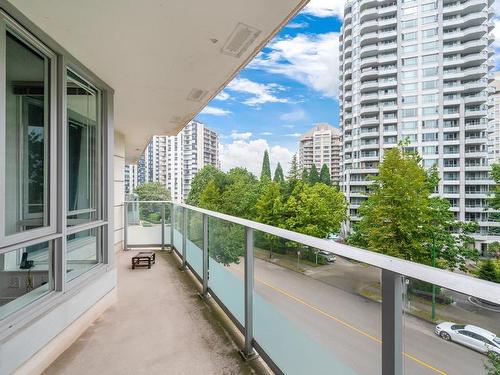 305 4808 Hazel Street, Burnaby, BC 