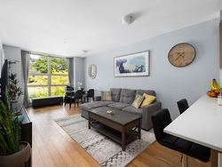 306 1177 MARINE DRIVE  North Vancouver, BC V7P 1T1