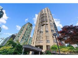 202 738 BROUGHTON STREET  Vancouver, BC V6G 3A7