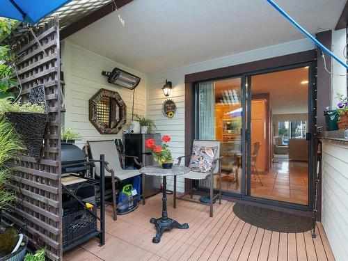 1042 Ironwork Passage, Vancouver, BC 