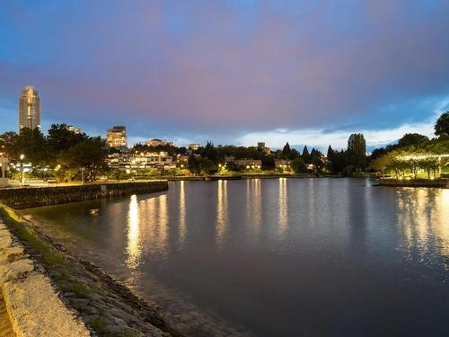 1042 Ironwork Passage, Vancouver, BC 