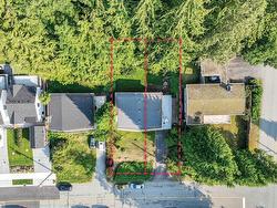 1020 CLEMENTS AVENUE  North Vancouver, BC V7R 2L4