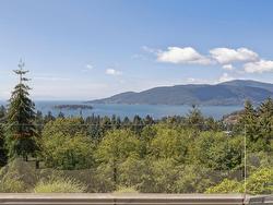 5307 ASPEN DRIVE  West Vancouver, BC V7W 3C8