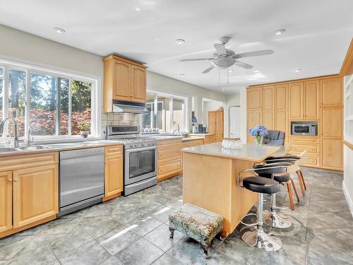 3164 Fairmont Road, North Vancouver, BC 