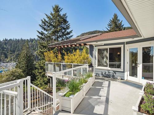 5755 Telegraph Trail, West Vancouver, BC 