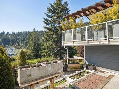 5755 Telegraph Trail, West Vancouver, BC 