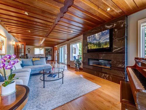 8512 Drifter Way, Whistler, BC 