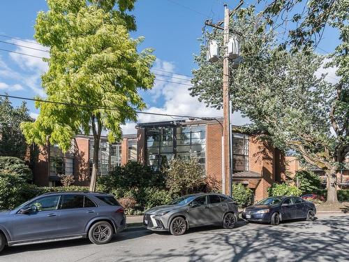 118 811 W 7Th Avenue, Vancouver, BC 