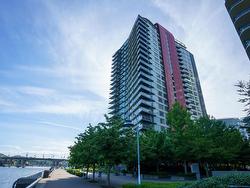 2306 8 SMITHE MEWS  Vancouver, BC V6B 0A5