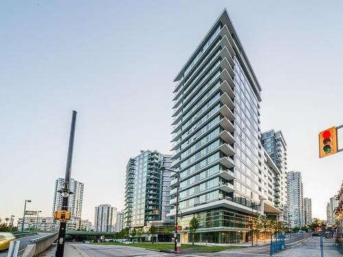 802 68 Smithe Street, Vancouver, BC 