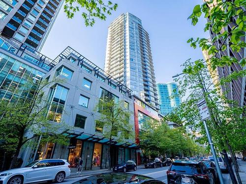 606 833 Homer Street, Vancouver, BC 