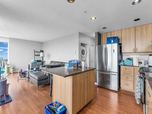 903 9232 University Crescent, Burnaby, BC 