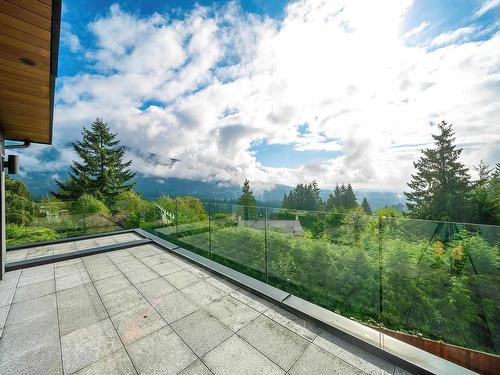 518 Ballantree Place, West Vancouver, BC 