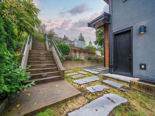 518 Ballantree Place, West Vancouver, BC 