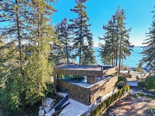 4166 Rose Crescent, West Vancouver, BC 