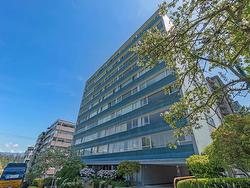 303 710 CHILCO STREET  Vancouver, BC V6G 2S1