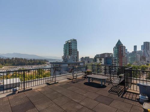 303 710 Chilco Street, Vancouver, BC 