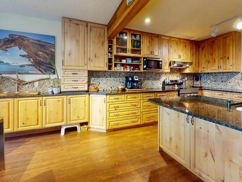 20 5471 Secret Cove Road, Halfmoon Bay, BC 