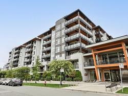 115 108 E 8TH STREET  North Vancouver, BC V7L 0H1