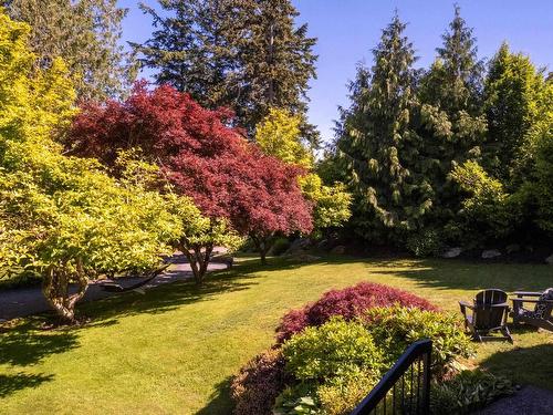 6265 Summit Avenue, West Vancouver, BC 