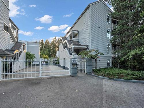 16 7345 Sandborne Avenue, Burnaby, BC 