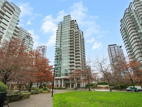 305 1680 Bayshore Drive, Vancouver, BC 