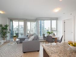 3301 188 KEEFER PLACE  Vancouver, BC V6B 0J1