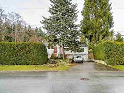 511 CHAPMAN AVENUE  Coquitlam, BC V3J 4A1