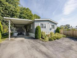 58 145 KING EDWARD STREET  Coquitlam, BC V3K 6L4