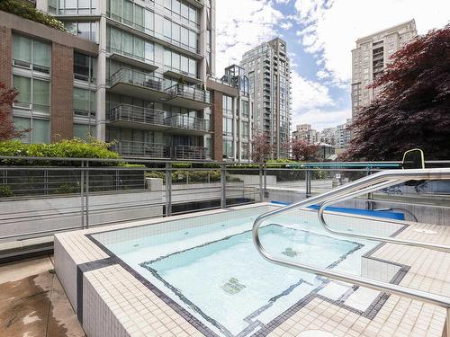 706 565 Smithe Street, Vancouver, BC 