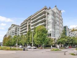 805 1633 ONTARIO STREET  Vancouver, BC V5Y 0C2