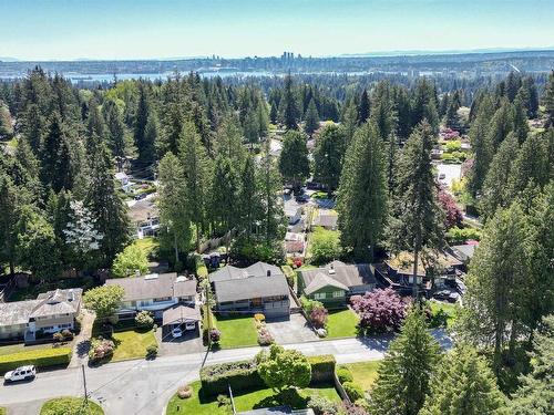 4318 Quinton Place, North Vancouver, BC 