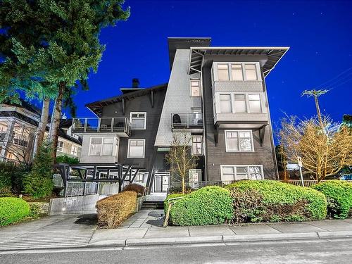 302 118 W 22Nd Street, North Vancouver, BC 