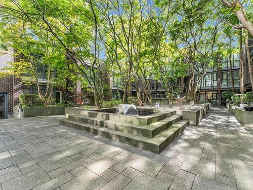 2702 1068 Hornby Street, Vancouver, BC 