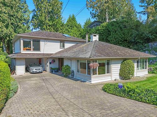 5475 Greenleaf Road, West Vancouver, BC 