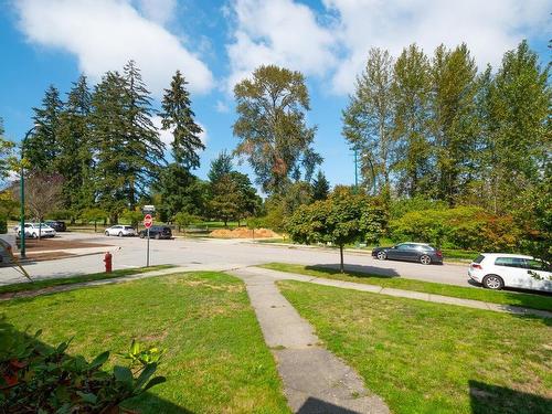 98 W 37Th Avenue, Vancouver, BC 