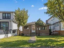 1362 E 60TH AVENUE  Vancouver, BC V5X 2A9