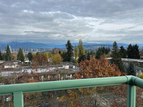 602 5833 Wilson Avenue, Burnaby, BC 