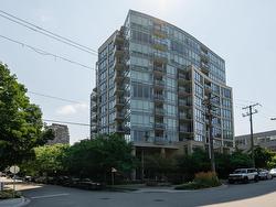 305 1690 W 8TH AVENUE  Vancouver, BC V6J 0B1