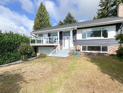 794 MONTROYAL BOULEVARD  North Vancouver, BC V7R 2G5