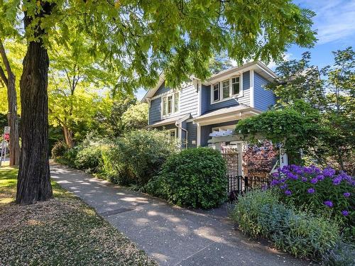 281 W 13Th Avenue, Vancouver, BC 