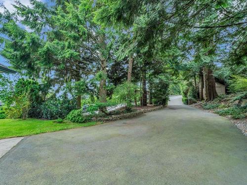 540 Craigmohr Drive, West Vancouver, BC 