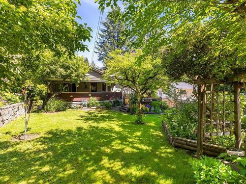 635 E St. James Road, North Vancouver, BC 