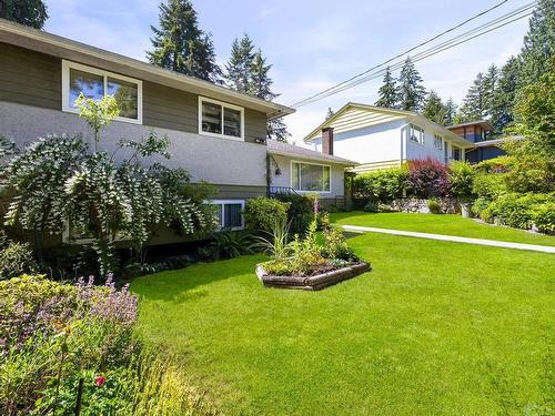 635 E St. James Road, North Vancouver, BC 