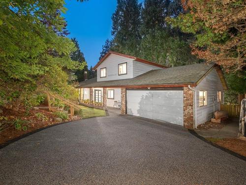 6 Symmes Bay, Port Moody, BC 